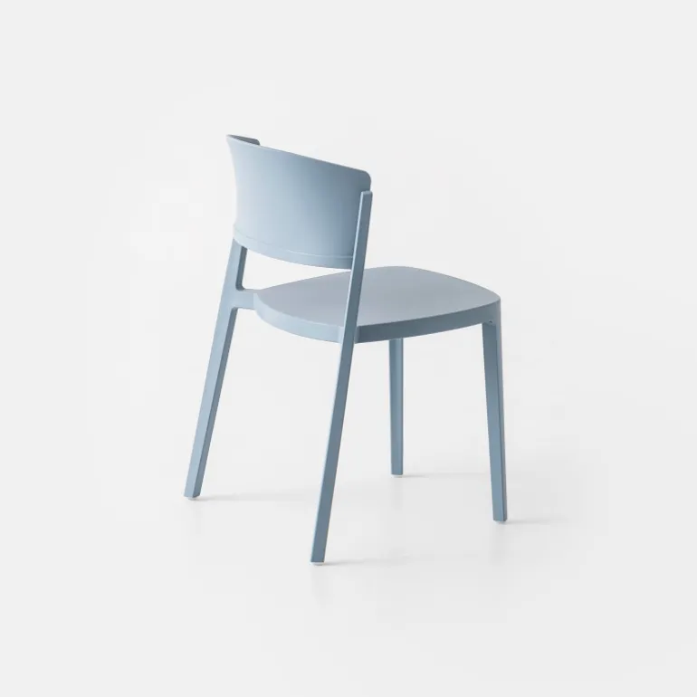 Abuela Chaise moderne empilable en technopolymère