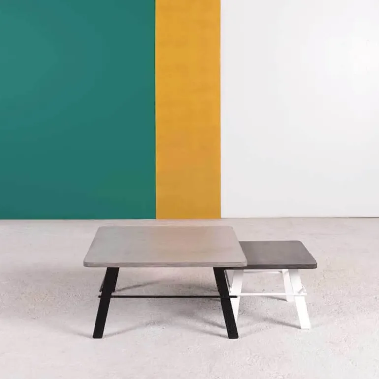 Opale Table basse design carrée en béton ciré fabrication française